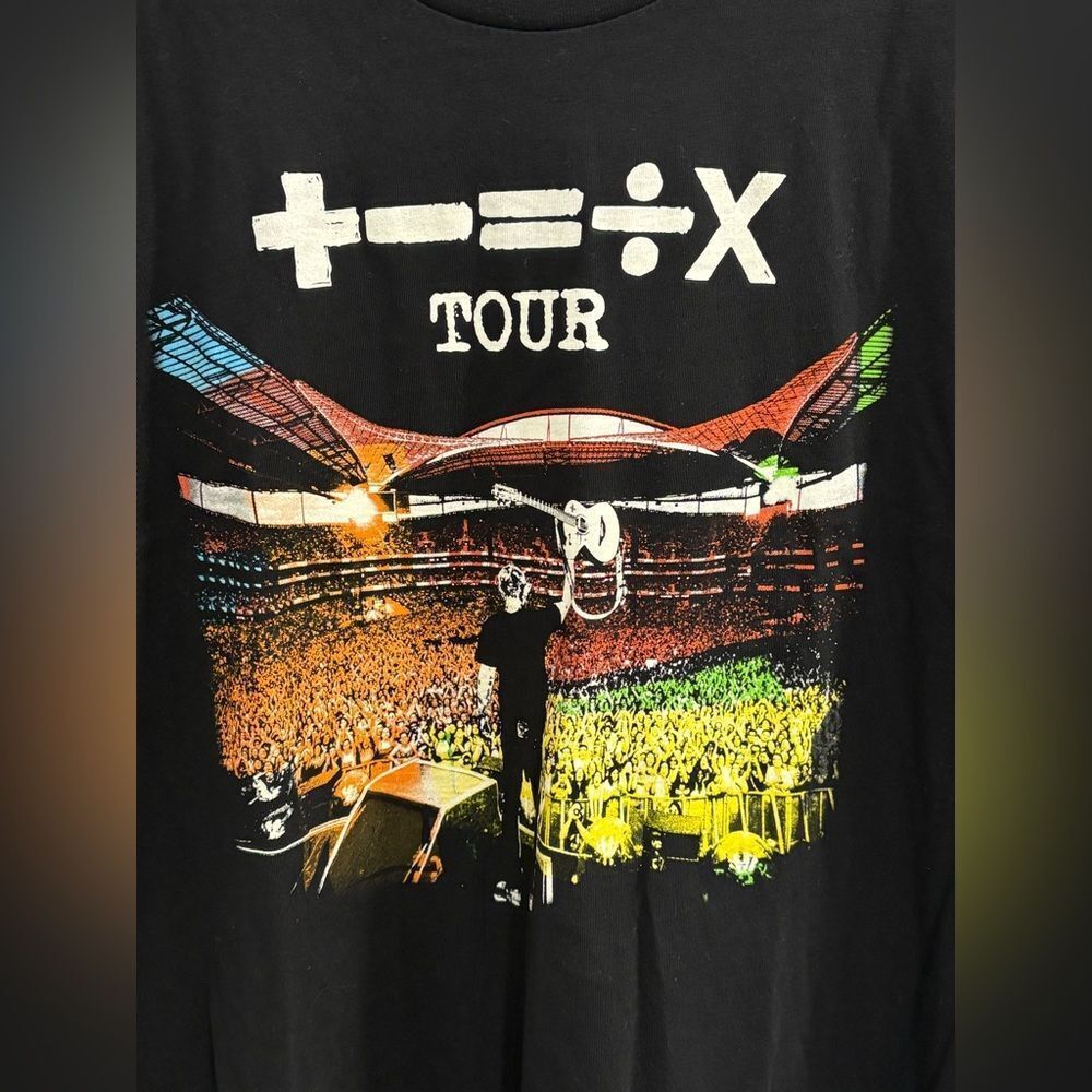 Ed Sheeran Black Graphic 2023  Tour T-Shirt - Picture 4 of 7